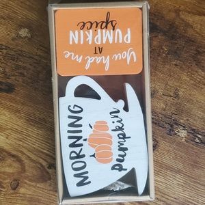 Pumpkin wood sign set